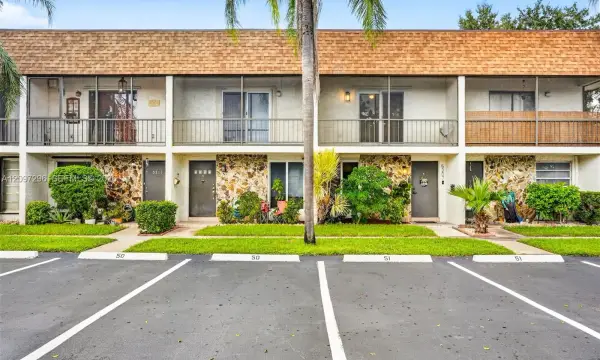 5207 SW 40th Avenue 52, Dania Beach, FL 33314