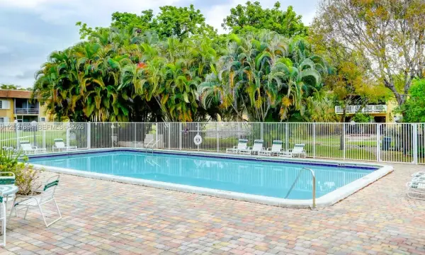 5160 SW 40th Avenue 26d, Dania Beach, FL 33314