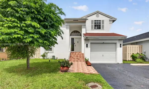 10747 NW 37th Place, Sunrise, FL 33351