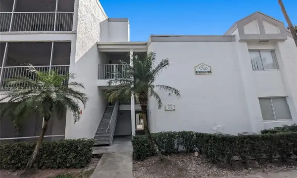 5740 Rock Island Road 287, Tamarac, FL 33319