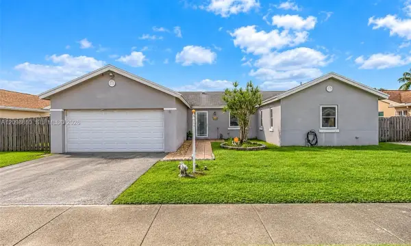 9528 NW 53rd Street, Sunrise, FL 33351