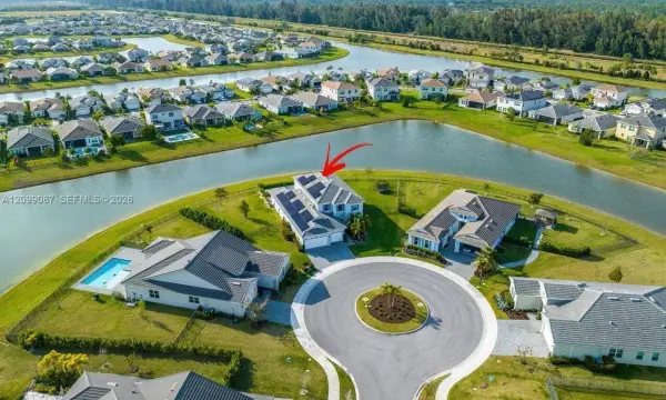 15962 Wildflower Court, Palm Beach, FL 33470