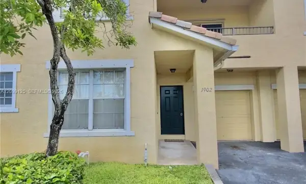 1902 Belmont Lane 1902, North Lauderdale, FL 33068