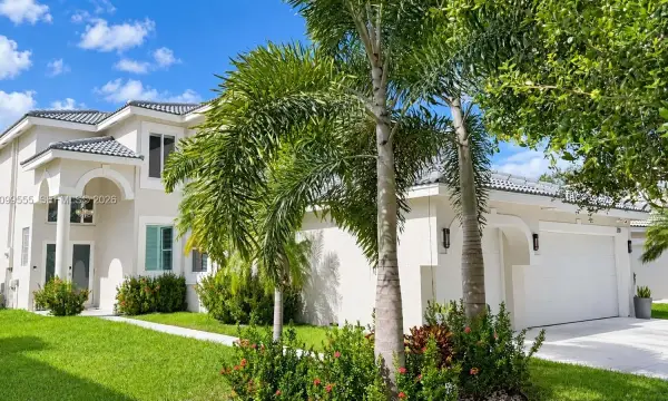 Address Withheld, Pembroke Pines, FL 33029