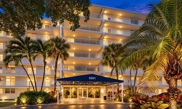 5961 NW 2nd Avenue 612, Boca Raton, FL 33487