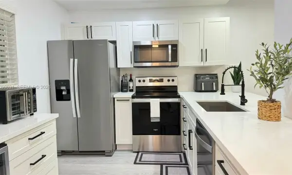 1800 N Lauderdale Avenue 1117, North Lauderdale, FL 33068