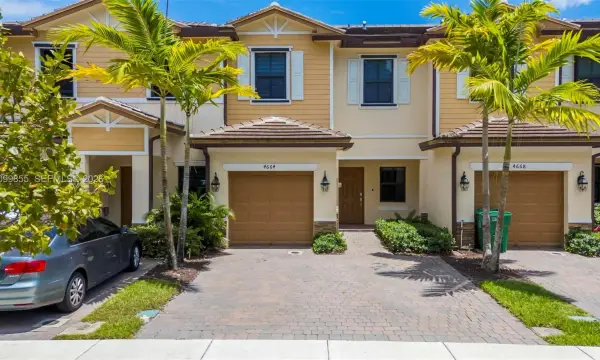 4664 Banker Terrace, Davie, FL 33314