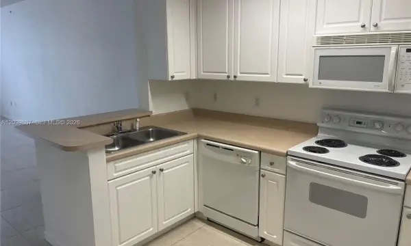 255 Evernia Street 616, West Palm Beach, FL 33401