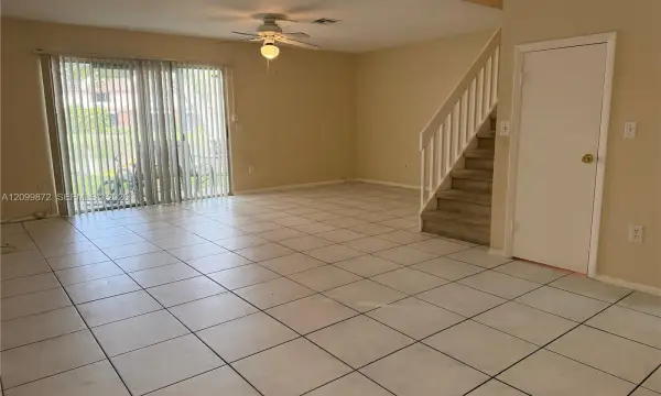 1209 Sussex Drive, North Lauderdale, FL 33068