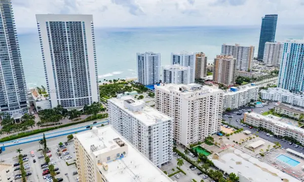 1849 S Ocean Drive 1606, Hallandale Beach, FL 33009