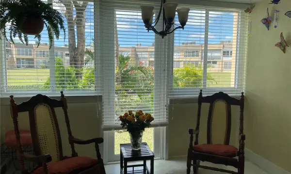 9041 Sunrise Lakes Boulevard 108, Sunrise, FL 33322