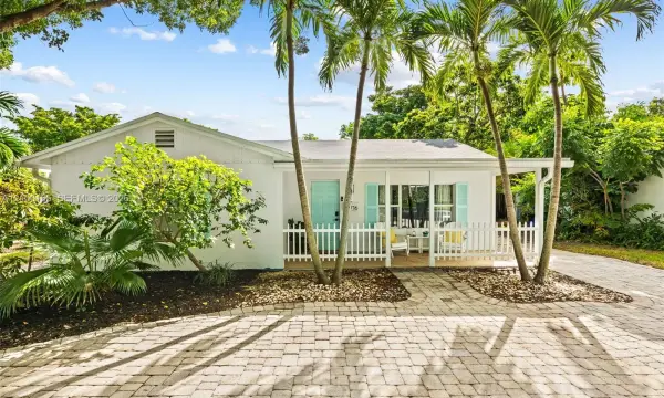 716 NE 11th Avenue, Pompano Beach, FL 33060