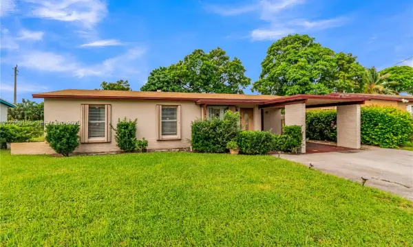 1781 NW 36th Terrace, Lauderhill, FL 33311