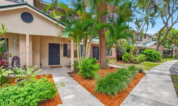 506 Westree Lane, Plantation, FL 33324
