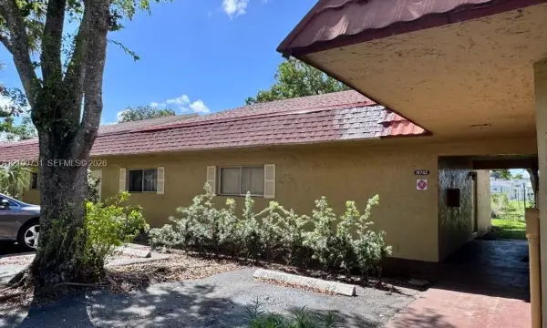 10742 La Placida Drive 8-b1, Coral Springs, FL 33065