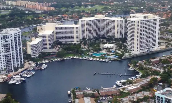 2500 Parkview Drive 507, Hallandale Beach, FL 33009