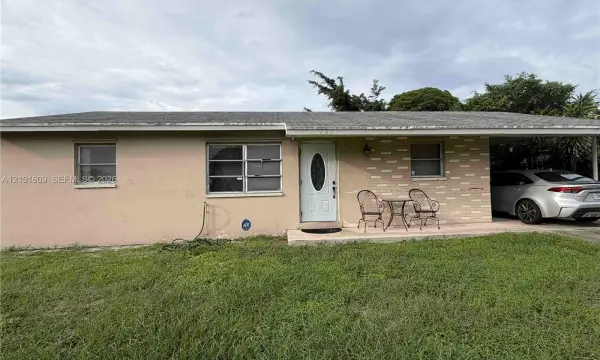 101 NE 19th Avenue, Boynton Beach, FL 33435