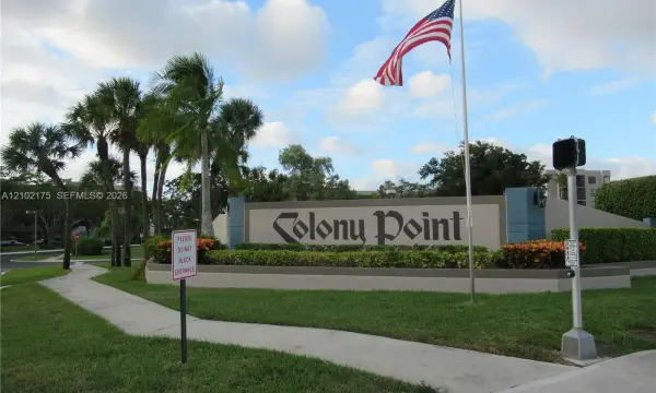1101 Colony Point Circle 206, Pembroke Pines, FL 33026