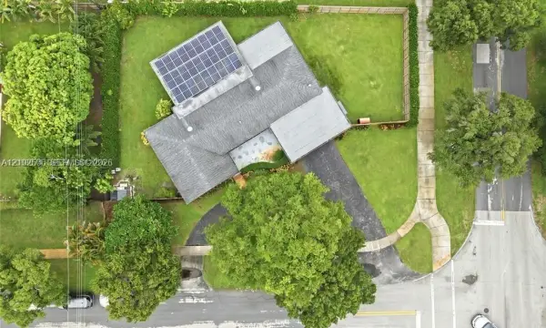 341 SW 54th Avenue, Plantation, FL 33317