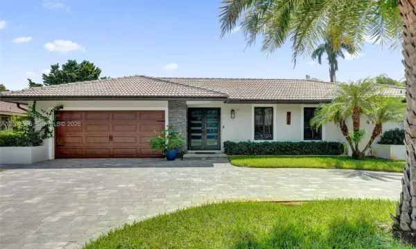 8220 NW 1st Street, Coral Springs, FL 33071