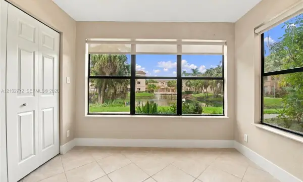 2946 S University Drive 7102, Davie, FL 33328