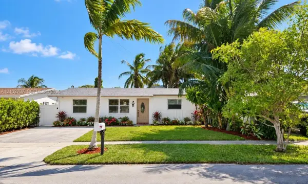 6330 Dawson Street, Hollywood, FL 33023