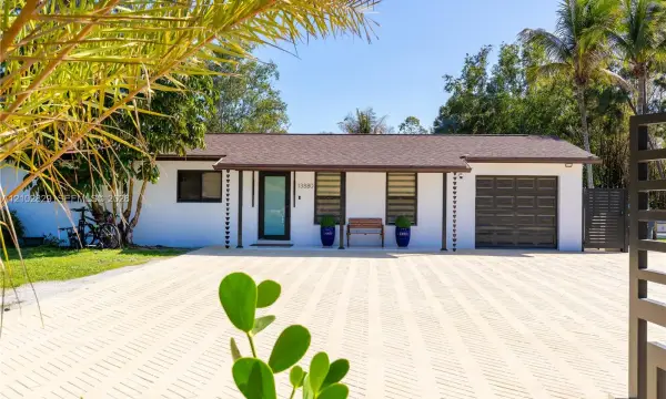 13880 Persimmon Boulevard, Royal Palm Beach, FL 33411
