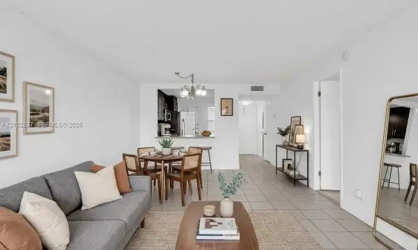 4700 Washington Street 405, Hollywood, FL 33021