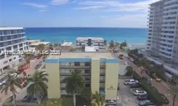 3215 N Ocean Drive 302, Hollywood, FL 33019