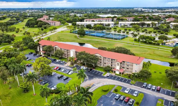 901 SW 128th Terrace 212a, Pembroke Pines, FL 33027