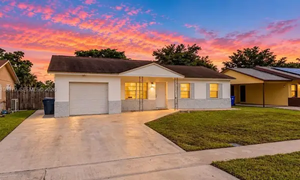 405 SW 78th Terrace, North Lauderdale, FL 33068