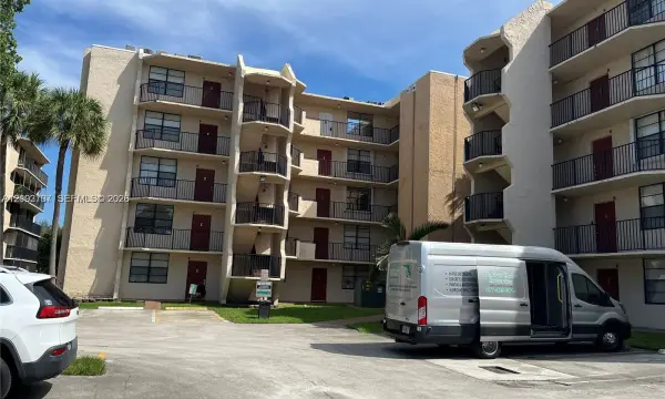 3500 Blue Lake Drive 501, Pompano Beach, FL 33064