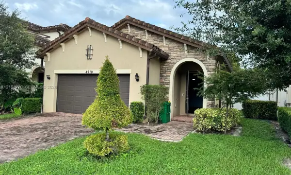 4910 NW 48th Lane, Tamarac, FL 33319