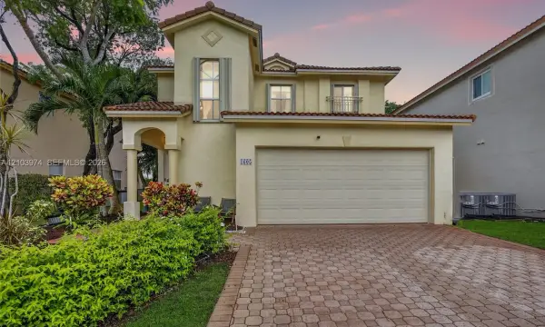 1605 SW 158th Avenue, Pembroke Pines, FL 33027