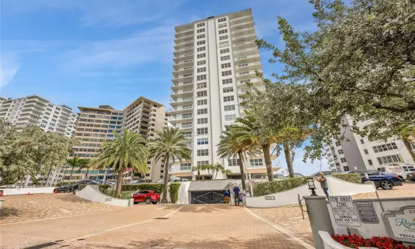 Address Withheld, Fort Lauderdale, FL 33308