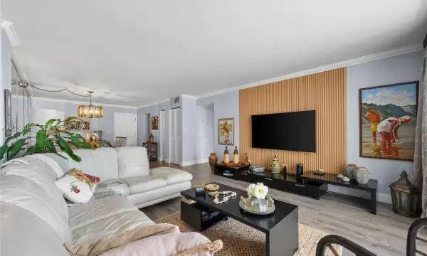 1849 S Ocean Drive 1112, Hallandale Beach, FL 33009