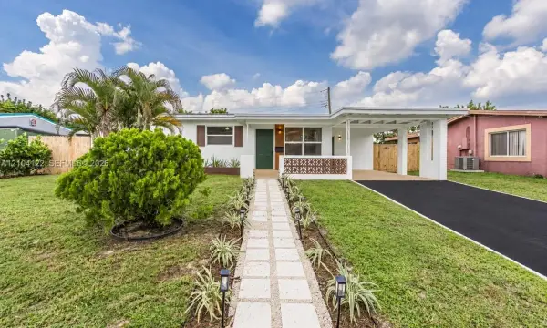 471 SW 27th Terrace, Fort Lauderdale, FL 33312