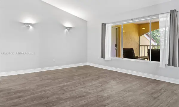 2371 NW 33rd Street 714, Oakland Park, FL 33309