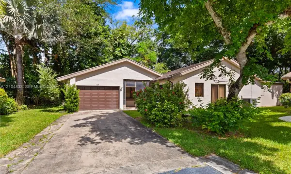 2236 Seagrape Circle, Coconut Creek, FL 33066