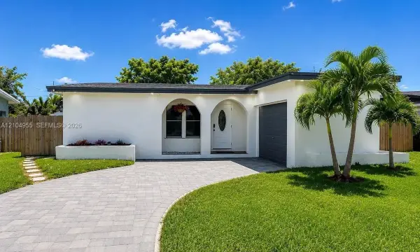 9162 NW 26th Place, Sunrise, FL 33322