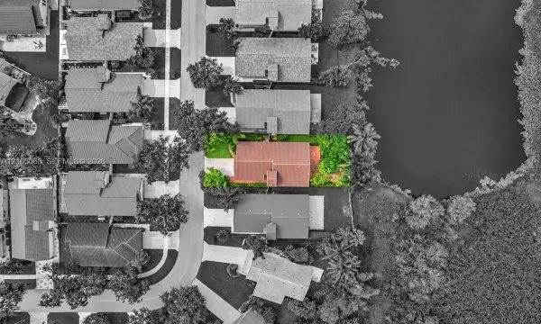 17621 SW 4th Court, Pembroke Pines, FL 33029