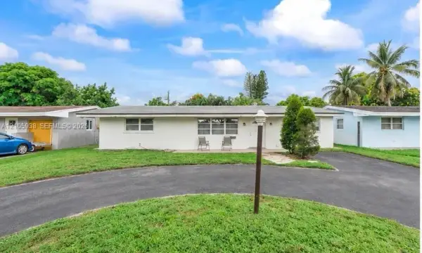 8310 NW 10th Street, Pembroke Pines, FL 33024