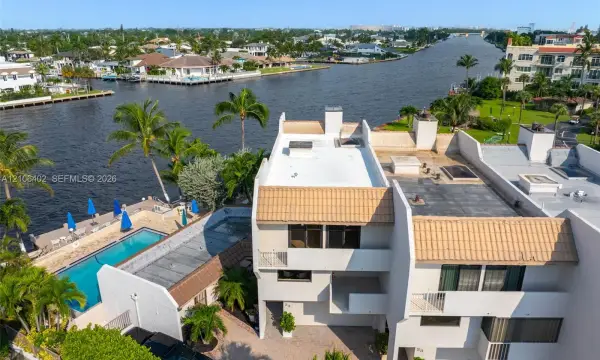 1222 Hillsboro Mile 24, Hillsboro Beach, FL 33062