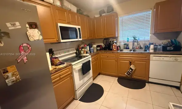 2832 Fillmore Street 15, Hollywood, FL 33020