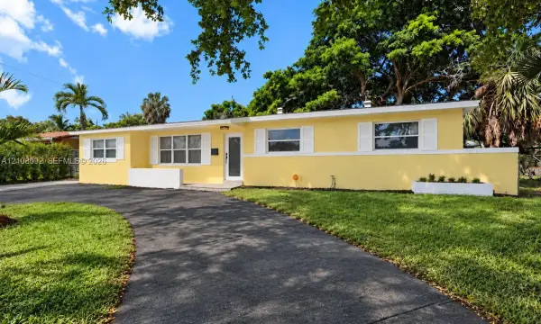 3621 NW 6th Place, Lauderhill, FL 33311