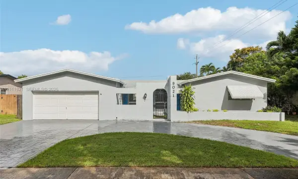 9021 SW 55th Court, Cooper City, FL 33328