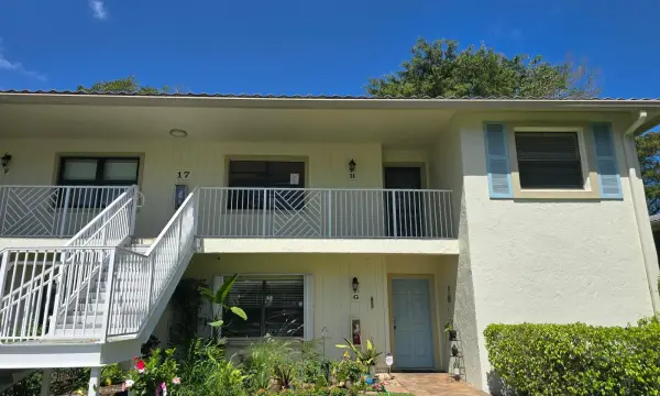 17 Westgate Lane 17h, Boynton Beach, FL 33436