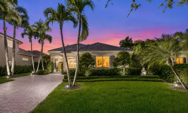 7011 Islegrove Place, Boca Raton, FL 33433