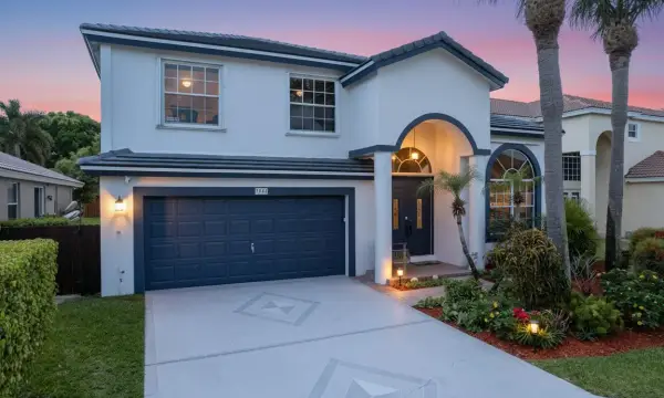 7040 Peninsula Lake Court, Lake Worth, FL 33467