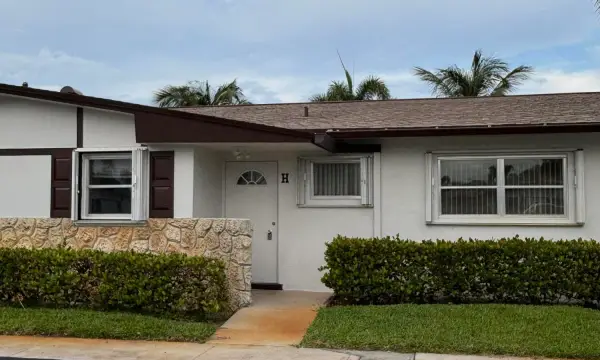 2995 Crosley Drive W H, West Palm Beach, FL 33415